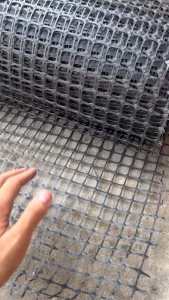 ( Khổ cao 1m 1.2m1.5m x dài 1m) Lưới nhựa dẻo Nguyên Sinh làm hàng rào chuồng trại vây gà vịt thú nuôi đa năng