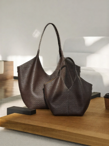 Josiny | Large Capacity Women Bag Simple Commute-friendly Versatile Winged Crossbody Bag