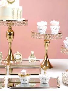 Tempat Kue Crystal Mermaid & Cake Stand Mirror: Tips Menggunakan Cupcake Stand Tray