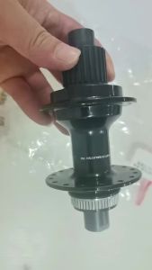 SHIMANO | Đùm Xe Đạp Leo Núi SHIMANO 12 Tốc Độ Phanh Đĩa Trục Xuyên Tâm Tương Thích Với Trục Micro Spline E-Thru Hợp Kim Nhôm Mã FH-MT510-B FH-MT410