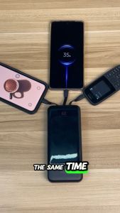 Robot RP-201L 20000mAH Powerbank 3 Type C Micro Built-in Cables Fast Charging LED Display Power Bank
