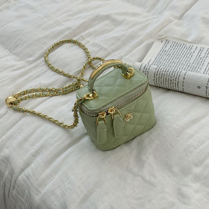 Fashionable 2023 Womens Handbag Small Fragrance Style Diamond Grid Chain Bag Versatile Single Shoulder Slant Crossbody Bag