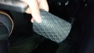 ส่งจากร้าน 🇹🇭ในกทม.สำหรับ MG3 HYBRID+🎉🎉 รวมครอบเบรค คันเร่งเท้า 2 ชิ้น กันลื่นเพิ่มความมั่นใจ แข็งแรงภูมิฐาน สวยงาม ดูดีมีระดับ