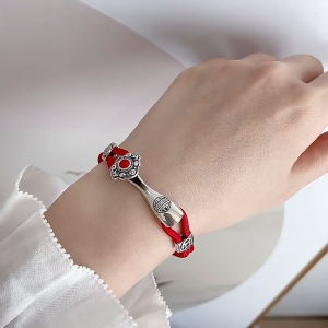 Lucky Ruyi Red Rope Bracelet for Men and Women Hand-woven Retro Couple Bracelet Jewelry Cleaned
