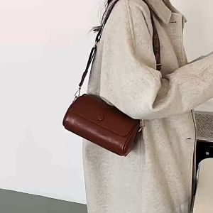Baggie (Ready Stock) Retro Cylinder Sling Bag Women Korean Style Crossbody Shoulder Handbag Woman BegSilang Wanita Murah