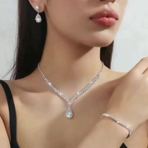 European and American Exquisite Sparkling Earrings Bridal Accessories Dress Accessories Evening Party Earrings Female