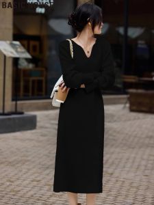 ชุดเดรสถักผ้าขนสัตว์คอวีผ้าขนสัตว์เนื้อเนียนเนื้อเนียนสำหรับผู้หญิง ฤดูใบไม้ร่วง ฤดูหนาว ฤดูใบไม้ผลิ แขนยาว ปกติ ปกติ