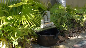 น้ำพุโซล่าเซลล์ Solar Pump 7V 1.2W น้ำพุพลังงานแสงอาทิตย์ น้ำพุพลังเเสงอาทิตย์ น้ำพุพลังงานแสงอาทิตย์สำหรับตกแต่งสวนสระว่ายน้ำ