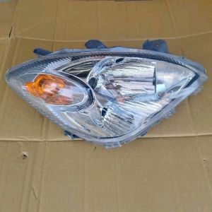 Head light Head lamp Toyota Innova 2005 to 2008 year model