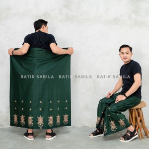 Sarung Santri Terbaru: Desain Tradisional Batik & COD Seluruh Indonesia