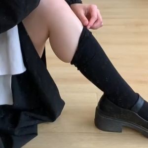 ถุงเท้ายาวถึงเข่า JK สไตล์ญี่ปุ่น สำหรับนักเรียน สีขาว-ดำ