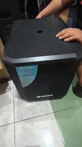 2021 Crown BF-12SA Active Subwoofer 350 watts 4 to 8 ohms 12 inch subwoofer active