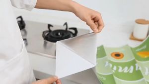 IMP- Wall Stiker Dinding Dapur Anti Minyak / Api Wallpaper Sticker Alumunium Foil Dekorasi Dapur