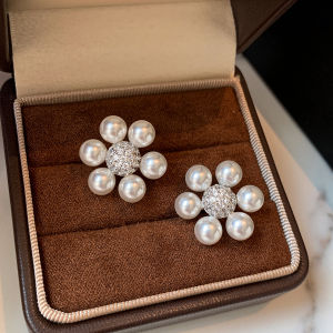 CAFFTI | S999 Sterling Silver Flower Pearl Spring Summer New Trend High End Unique Ear Pins