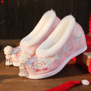 New Winter Womens Hanfu Shoes Embroidered Floral Slip-On Cotton Lined Beijing Rooster Shoes Ethnic Style mid Heel PVC Outsole