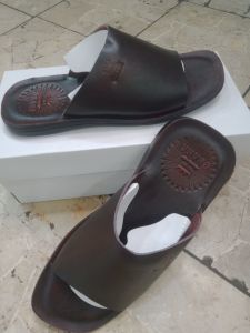 SANDAL MODEL KOKOP UNTUK PRIA DEWASA