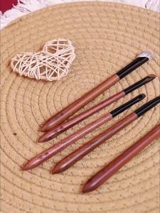 QINZHI | Bộ Cọ Trang Điểm Mắt 5 Cây Ruyan Series Pha Trộn & Tạo Bóng Eyeshadow Chi Tiết