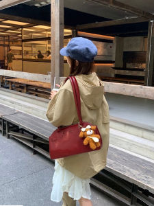 Red Handbag Womens 2025 New High-End Sensation Small Design Wedding Bag Single Shoulder Underarm Bag French Bread Bag