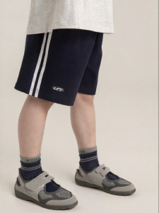 Quần Shorts Nam Bé Trai Dài Đùi Có Dải Sọc Bên Cotton Mềm & Bền