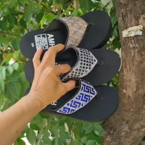 DÉP KẸP QUAI ĐÍNH ĐÁ THỜI TRANG NỮ CAO 9CM-12CM