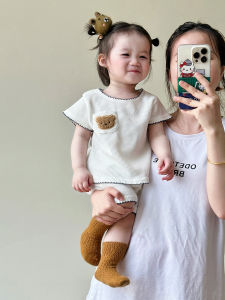 ชุดเด็กผ้าฝ้ายผสมโพลีเอสเตอร์ฤดูร้อนสำหรับเด็กชายและเด็กหญิง ชุดเด็ก ชุดสองชิ้น ลายหมีน่ารัก สวมใส่สบาย สำหรับเด็กอายุ 1-5 ปี