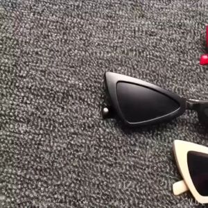Kacamata Fashion Anti Radiasi Bentuk Triangle Sunglasses Hitam Korea Style Unik