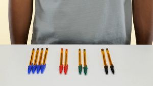 Bút bi thân đẹp ngòi nhỏ êm BIC Cristal Original Fine Ballpoint Pen cỡ ngòi 0.8mm 1 cây màu xanh dương đen đỏ xanh lá Bút Bi Phù Hợp Cho Học Sinh Sinh Viên Bút Bi Êm Tay Sử Dụng Lâu - Lazada