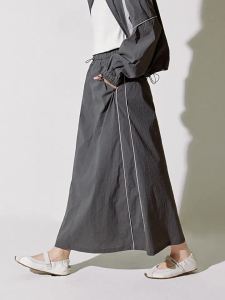 Chân Váy Ngắn Thể Thao Thiết Kế Khối Màu Outdoor