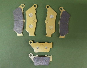 BMW F700GS F750 13 F800 GS 8-13 F850 GS 18-23 CERAMIC BRAKE PADS