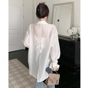 chaqi | Áo khoác chống nắng hở vai thắt nút bướm mùa hè mới cho nữ màu trắng cao cấp Áo khoác ngoài dáng rộng mỏng cổ polo dài vừa phải