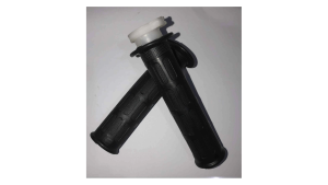 HANDLE GRIP RUBBER WITH THROTTLE PIPE UNIVERSAL MOTORCYCLE PARTS MODEL SOLD AS PER PAIR (2PCS)