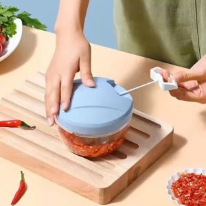 LLY ที่บดกระเทียม: เครื่องบดอาหาร เครื่องบดกระเทียม เครื่องปั่นมือดึง เครื่องบดเนื้อ เครื่องหั่นผัก ปั่นเครื่องเทศ