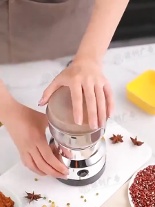(Ship in 24hrs)4 Blades High Power 200W Electric Grinder Blender Stainless pepper coffee grinder Machine Bean Nut Miscellaneous grains Spice Grinder