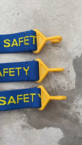 สายรัดคางหมวกนิรภัย สายรัดคางยางยืดแบบหนา ใช้ได้กับหมวกทุกรุ่น 1 เส้น/แพ็ค ใช้งานง่าย