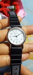 Đồng hồ nữ SCRIPT SIZE:29 mm d&acircy m&agraveu đen cao su second hand- đ&atilde qua sử dụng