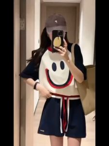 ชุดเซต 2 ชิ้น เสื้อยืด คอกลม กางเกง ขาสั้น เนื้อผ้า ใส สบาย