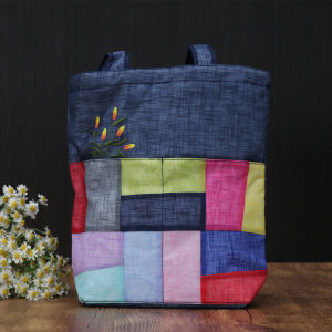 กระเป๋าผ้าไผ่ฤดูร้อนสำหรับเดินทางแบบถือได้ กระเป๋าใส่ของขายของสด กระเป๋าผ้าไผ่ลายดอกไม้สำหรับใช้ในชีวิตประจำวัน กระเป๋าสะพายไหล่ข้างเดียว