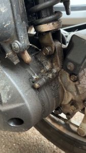 LEXA Engine Degreaser Pembersih Kerak Mesin Pada Block Mesin Motor & Mobil 250ml\\n\\n Pilihan Terbaik untuk Membersihkan Kerak Mesin\\n\\nLEXA Engine Degreaser adalah pilihan terbaik bagi Anda yang ingin membersihkan kerak mesin pada block mesin motor dan mobil. Dengan volume 250ml, produk ini sangat efektif dalam menghilangkan kotoran dan kerak yang menempel pada mesin Anda.\\n\\n Manfaat LEXA Engine Degreaser\\n\\nLEXA Engine Degreaser memiliki beberapa manfaat yang akan membuat mesin Anda bersih dan berfungsi optimal:\\n\\n- Membersihkan kerak mesin pada block mesin motor dan mobil\\n- Meningkatkan performa mesin\\n- Melindungi mesin dari korosi\\n\\n Cara Penggunaan LEXA Engine Degreaser\\n\\nBerikut adalah langkah-langkah penggunaan LEXA Engine Degreaser:\\n\\n1. Pastikan mesin Anda dingin sebelum menggunakan degreaser.\\n2. Tuangkan LEXA Engine Degreaser ke bagian yang terdapat kerak.\\n3. Biarkan degreaser bekerja selama 15-20 menit.\\n4. Bersihkan dengan menggunakan kain atau sikat.\\n5. Bersihkan sisa-sisa degreaser dengan air bersih.\\n\\n Perbandingan dengan Produk Serupa\\n\\nLEXA Engine Degreaser memiliki beberapa keunggulan dibandingkan produk serupa lainnya:\\n\\n- Efektif membersihkan kerak mesin pada block mesin motor dan mobil\\n- Dengan volume 250ml, cukup untuk beberapa kali penggunaan\\n- Terjangkau dan mudah didapatkan\\n\\n Pengetahuan Dasar tentang Pembersihan Mesin\\n\\n Jenis Kerak pada Mesin\\n\\nAda beberapa jenis kerak yang dapat menempel pada mesin Anda, antara lain:\\n\\n- Kerak oli\\n- Kerak karat\\n- Kerak sisa pembakaran\\n\\n Pentingnya Membersihkan Kerak Mesin\\n\\nMembersihkan kerak mesin sangat penting untuk menjaga performa mesin Anda. Dengan membersihkan kerak mesin, Anda dapat:\\n\\n- Meningkatkan efisiensi bahan bakar\\n- Mencegah kerusakan mesin\\n- Melindungi mesin dari korosi\\n\\n Tips dan Trik Menggunakan LEXA Engine Degreaser\\n\\nBerikut adalah beberapa tips dan trik menggunakan LEXA Engine Degreaser:\\n\\n- Gunakan degreaser saat mesin dingin\\n- Biarkan degreaser bekerja selama 15-20 menit\\n- Bersihkan dengan menggunakan kain atau sikat\\n- Bersihkan sisa-sisa degreaser dengan air bersih\\n\\n Cara Membeli LEXA Engine Degreaser\\n\\nAnda dapat membeli LEXA Engine Degreaser di toko-toko otomotif terdekat atau melalui platform e-commerce seperti Amazon, eBay, dan lainnya.\\n\\n Perawatan Setelah Penggunaan\\n\\nSetelah menggunakan LEXA Engine Degreaser, pastikan untuk membersihkan mesin Anda dengan air bersih dan mengeringkan bagian-bagian yang basah. Selain itu, lakukan pembersihan rutin untuk menjaga performa mesin Anda.\n}