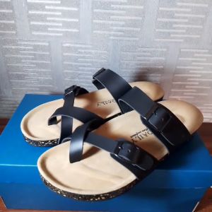 GALVIN CREAM |ManNeedMe x DAILY| Sandal Jepit Pria Sendal Casual