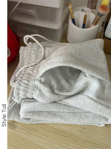 กางเกงกีฬาขายาวทรงตรงผ้าขนแกะสำหรับผู้หญิง สีขาวเทา ทรงหลวม ทรงสลิม เอวยางยืด ฤดูใบไม้ร่วง/ฤดูหนาว กางเกงขายาวลำลอง