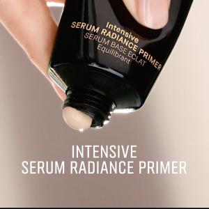 Bobbi Brown Intensive Serum Radiance Primer SPF25 PA++ | Skincare-Infused Moisturizing Make Up