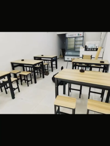 ชุดโต๊ะกินข้าว พร้อมเก้าอี้ 4 โต๊ะกินข้าว เก้าอี้ไม้ ที่นั่ง โครงเหล็ก 120x60x75 cm (ประกอบง่าย) โต๊ะกินข้าว เก้าอี้ไม้ โต๊ะมินิมอล ชุดโต๊ะเก้าอี้ โต๊ะอาหาร