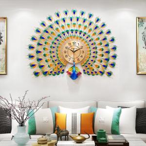 นาฬิกาแขวนนกยูง แฟชั่นนาฬิกาใหม่นาฬิกาจีนห้องนั่งเล่นห้องรับประทานอาหารหรูหราบรรยากาศ นาฬิกาตกแต่ง Chinese Creative 3D Peacock Wall Clock Modern Home Clock Living Room Mute Clock Quartz Clock