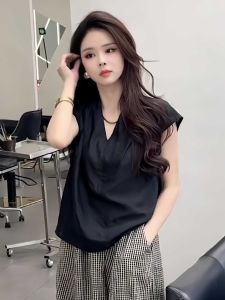 เสื้อเชิ้ตผู้หญิงคอวีแขนกุดผ้าชีฟองสไตล์ฝรั่งเศสฤดูร้อน 2025 เสื้อเชิ้ตผู้หญิงทรงหลวมสบาย ๆ สไตล์เกาหลี