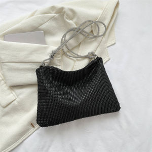 กระเป๋าผู้หญิงประดับพลอยเทียมยอดนิยมแบบใหม่ปี2023กระเป๋ารัดต้นแขนสะพายไหล่สไตล์ตะวันตกดูแพงกระเป๋าทรงจีบสะพายข้างสายโซ่นิชแบรนด์