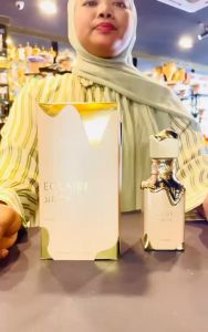 Eclaire Original by Lattafa 100ML is a *Floral Fruity Gourmand* fragrance designed for women. It was launched in *2024* and offers a **sweet creamy and luxurious scent profile