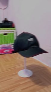 Topi Unisek Way: Gaya Modern untuk Wanita & Pria