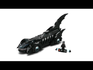 LEGO Super Heroes DC 76304 Batman Forever Batmobile (909 Pieces)