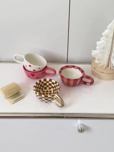 1Pc Hoa Hồng Sọc Cốc Sứ Vẽ Tay Sứ Cà Phê Để Sử Dụng Hàng Ngày Tinh Tế Nước Trà Sữa Latte Art Drinkware Quà Tặng