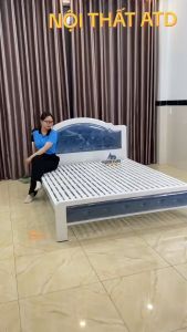 Giường sắt hiện đại lắp ráp nhanhgiường sắt hộp vuông cao cấp 1m8 1m6 1m4 1m2 1m 80cm giá rẻ